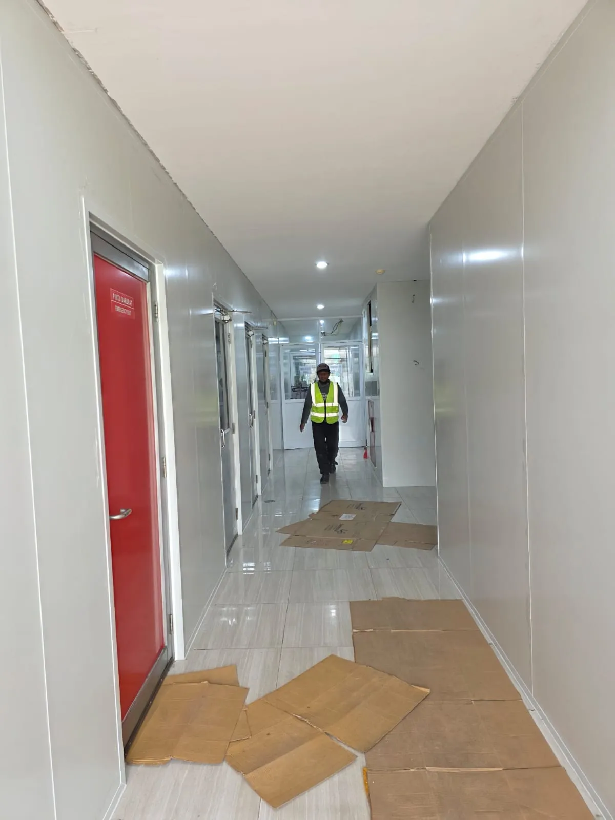 Cleanroom Class 100.000 untuk pabrik farmasi